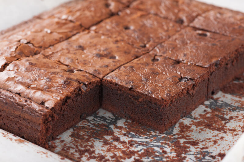 Fresh brownie in a tray