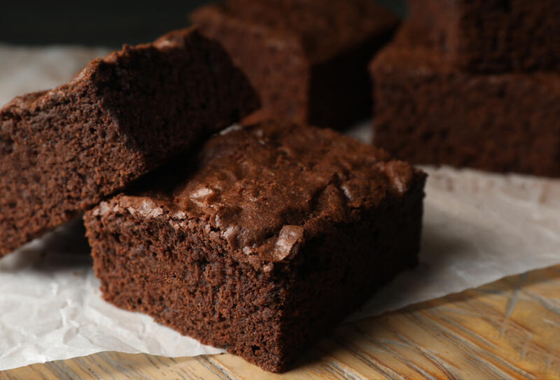Perfect clean cut chocolate brownies