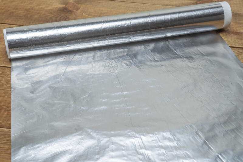 Unrolled roll of aluminum foil for baking