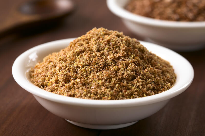 Ground flaxseeds in a bowl