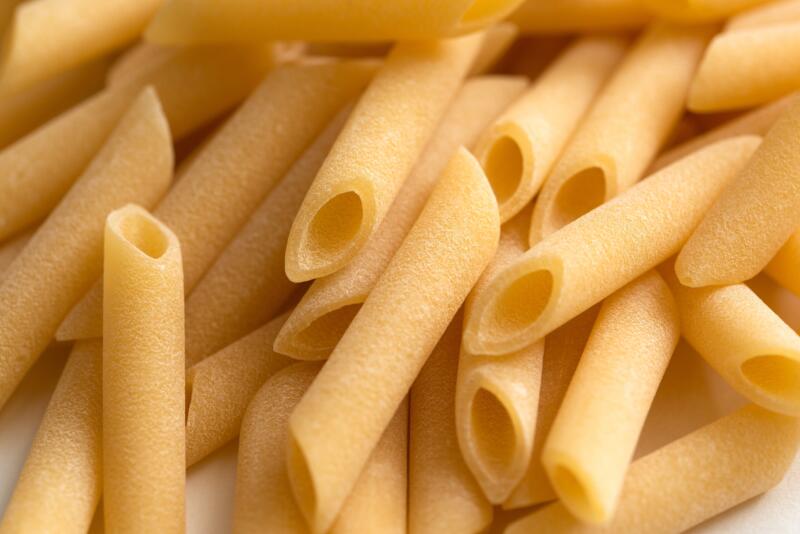 Penne lisce - a traditional italian shape of pasta