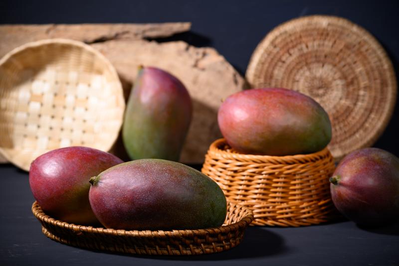 Palmer type of mangoes displayed for decoration